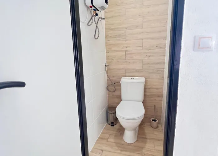 Monstera Ii - Economy * Kolín