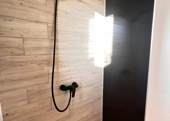 Apartment Monstera Ii - Economy Kolín